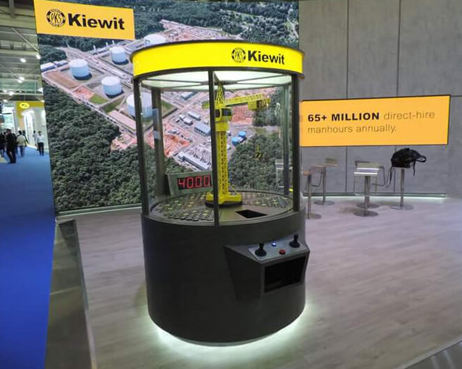 Model Crane Interactive for trade show - Built for demanding public environments where failure isn’t an option. Engineered to handle high footfall, continuous operation, and aggressive user interaction without compromising performance or reliability.